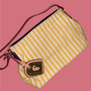 Dooney & Bourke Bag ⭐️🌸